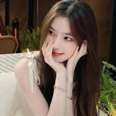 吸血鬼女王 封面